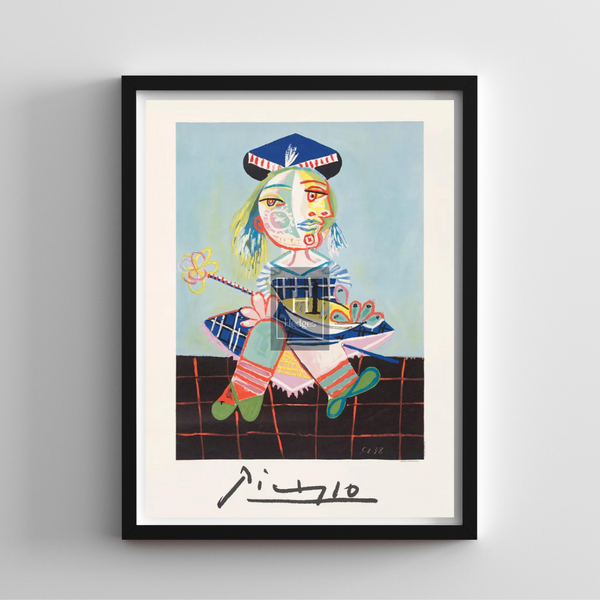 La Fille De L'Artiste a Deux Ans Et Demie Avec Un Bateau